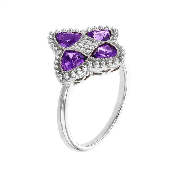 14 Karat White Gold Amethyst Clover Fashion Ring