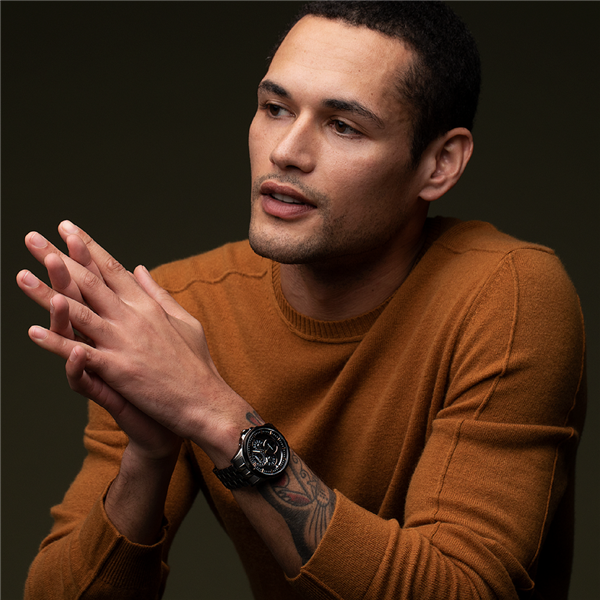 Citizen Eco-Drive Calendrier Moonphase Black Ion-Plated Stainless Steel Watch with Link Style Band